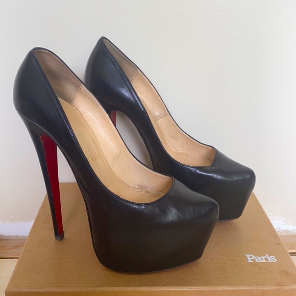 Christian Louboutin Shoes - Christian Louboutin red bottoms